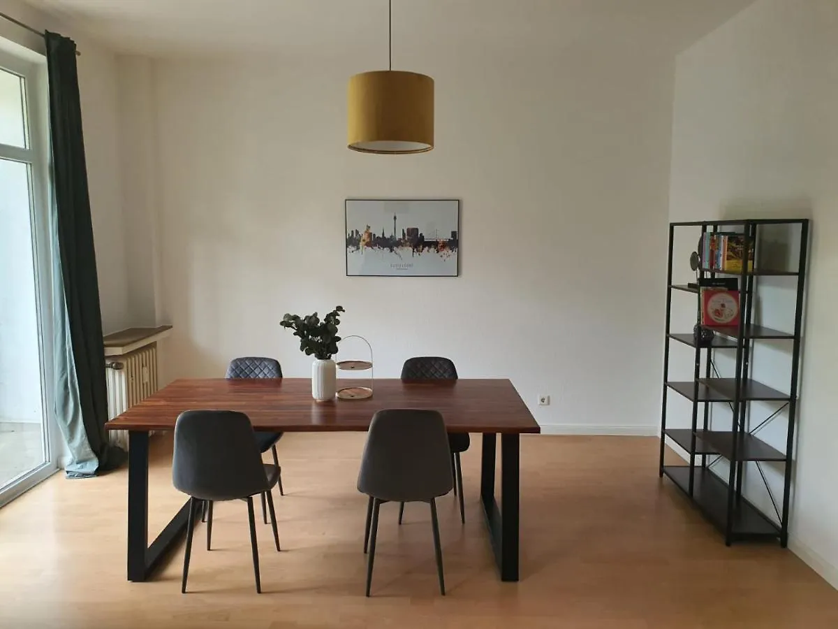 Spacious 70Sqm Apt In Popular Location Düsseldorf 0*,  Deutschland